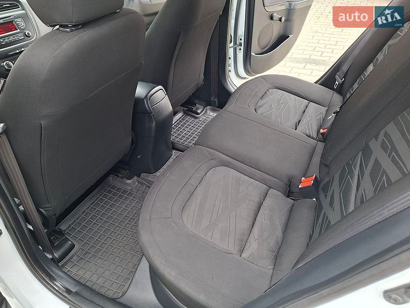 Хетчбек Kia Ceed 2015 в Хусті