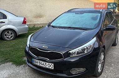 Универсал Kia Ceed 2013 в Ужгороде