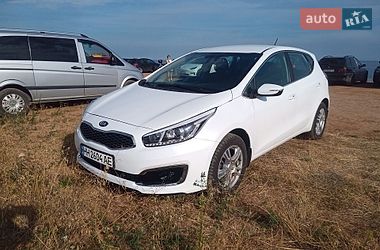 Хетчбек Kia Ceed 2016 в Одесі