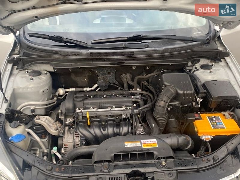 Хетчбек Kia Ceed 2010 в Кам'янському