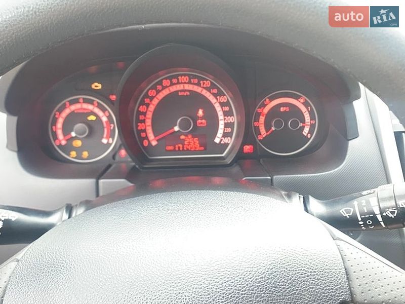 Хетчбек Kia Ceed 2010 в Кам'янському