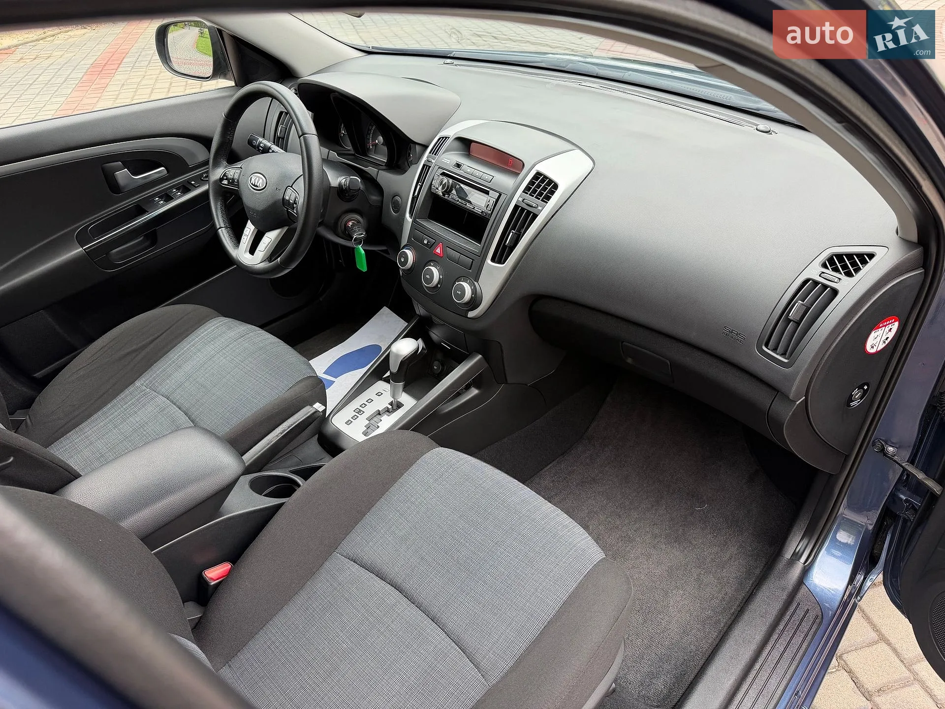 2010 Kia Cee'd - мініатюра 37
