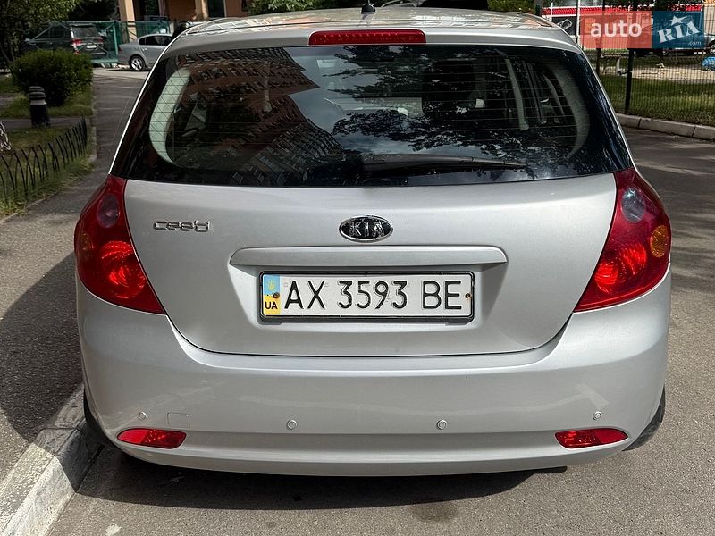 Хэтчбек Kia Ceed 2007 в Харькове