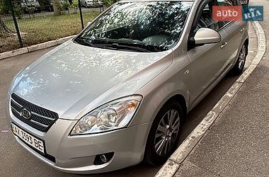 Хэтчбек Kia Ceed 2007 в Харькове