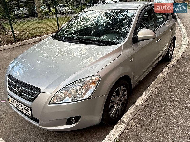 Хэтчбек Kia Ceed 2007 в Харькове