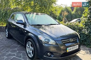 Хэтчбек Kia Ceed 2009 в Козине