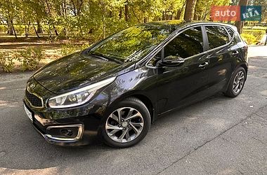 Хэтчбек Kia Ceed 2016 в Киеве