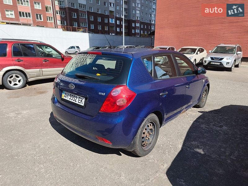 Хетчбек Kia Ceed 2008 в Вишгороді