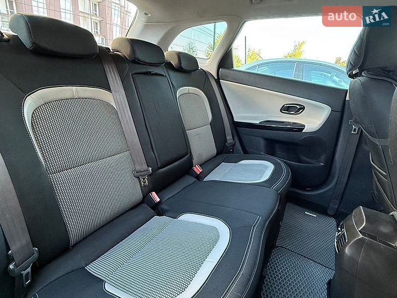 Універсал Kia Ceed 2013 в Києві фото 21 Універсал Kia Ceed 2013 в Києві