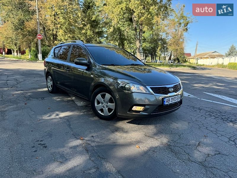 Універсал Kia Ceed 2010 в Вінниці
