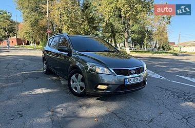 Універсал Kia Ceed 2010 в Вінниці