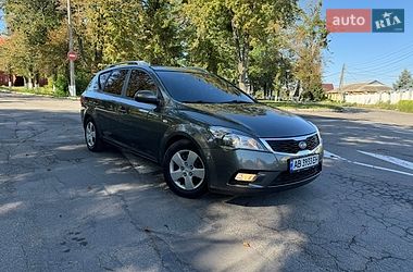 Універсал Kia Ceed 2010 в Вінниці