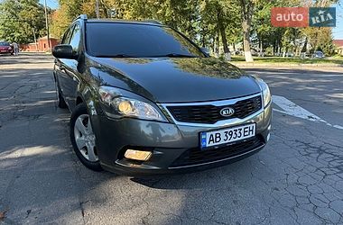 Універсал Kia Ceed 2010 в Вінниці