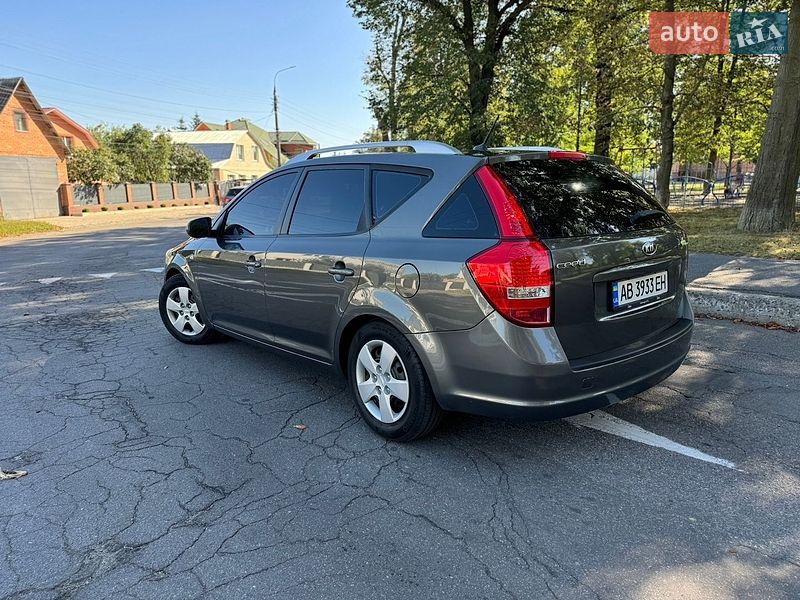 Універсал Kia Ceed 2010 в Вінниці