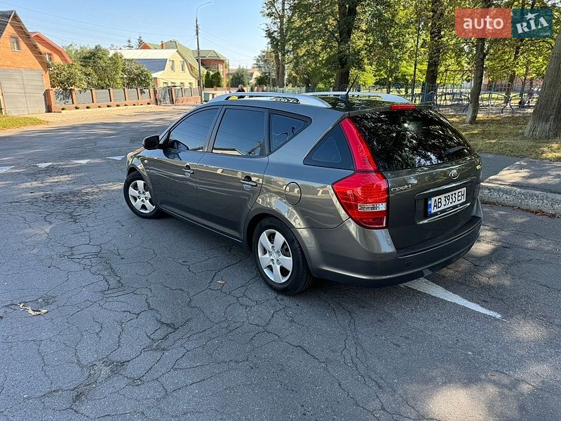 Універсал Kia Ceed 2010 в Вінниці