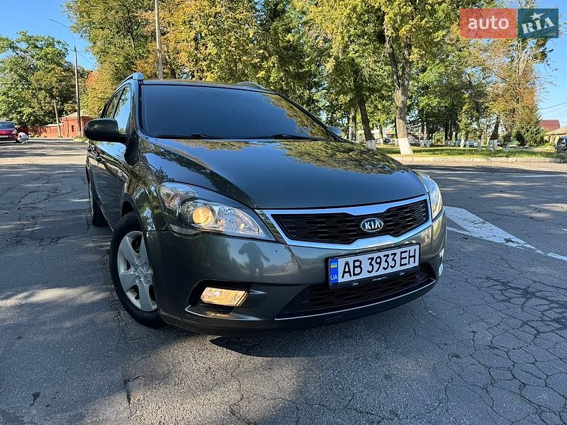Універсал Kia Ceed 2010 в Вінниці