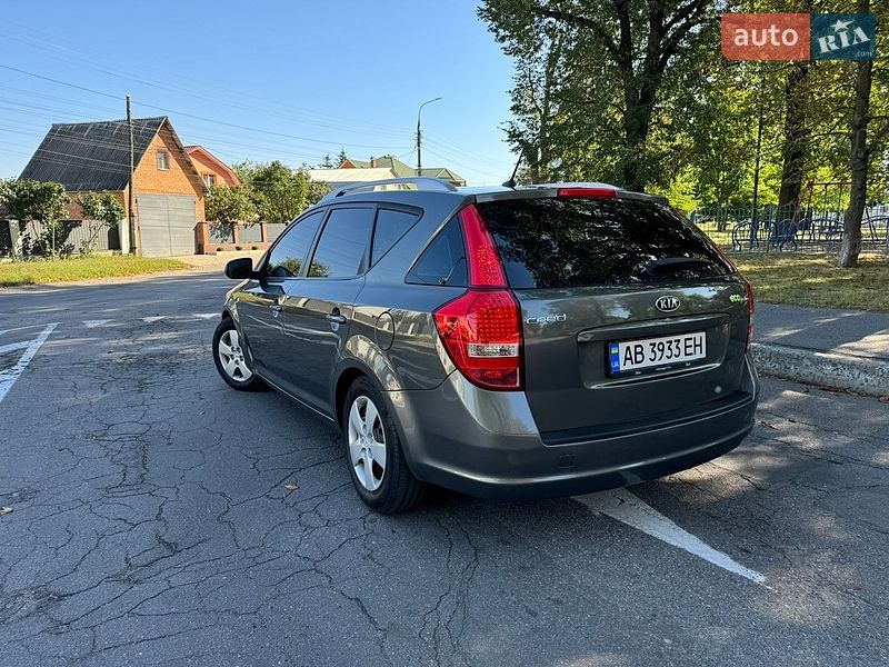 Універсал Kia Ceed 2010 в Вінниці