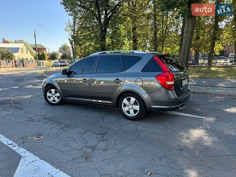 Універсал Kia Ceed 2010 в Вінниці