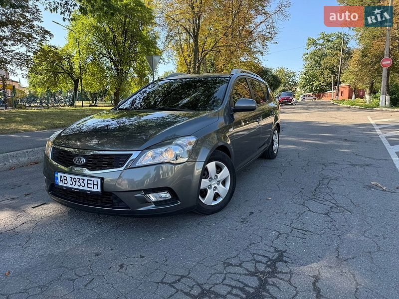 Універсал Kia Ceed 2010 в Вінниці