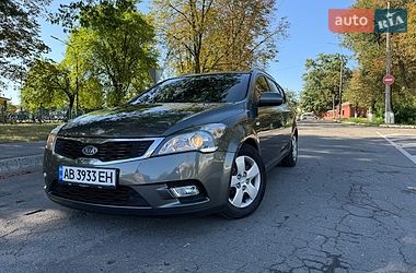 Універсал Kia Ceed 2010 в Вінниці