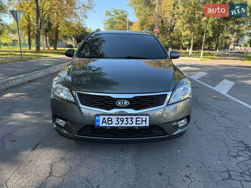 Універсал Kia Ceed 2010 в Вінниці