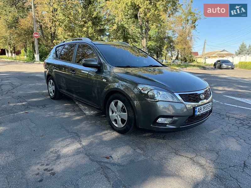 Універсал Kia Ceed 2010 в Вінниці