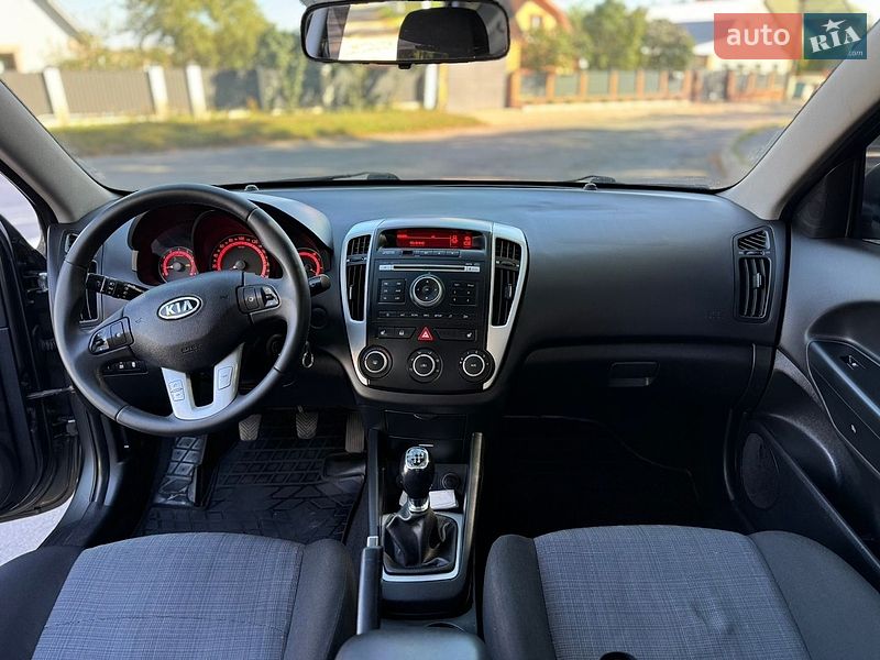 Універсал Kia Ceed 2010 в Вінниці