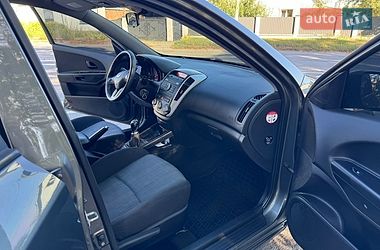 Універсал Kia Ceed 2010 в Вінниці