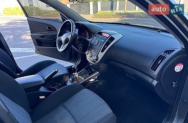 Універсал Kia Ceed 2010 в Вінниці