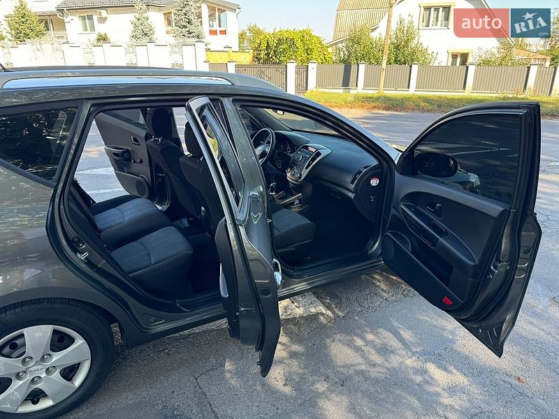 Універсал Kia Ceed 2010 в Вінниці