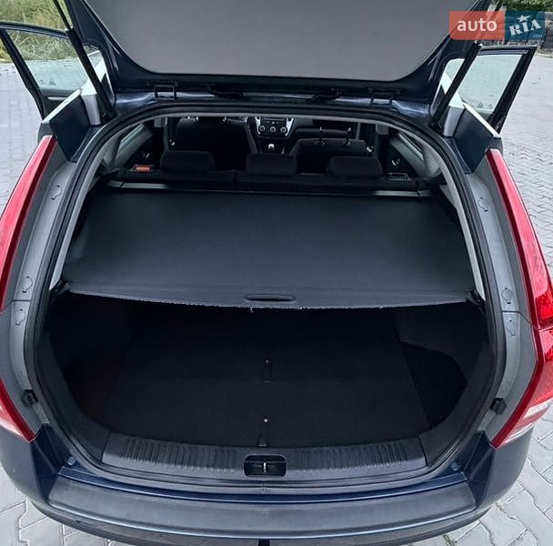 Універсал Kia Ceed 2010 в Ковелі