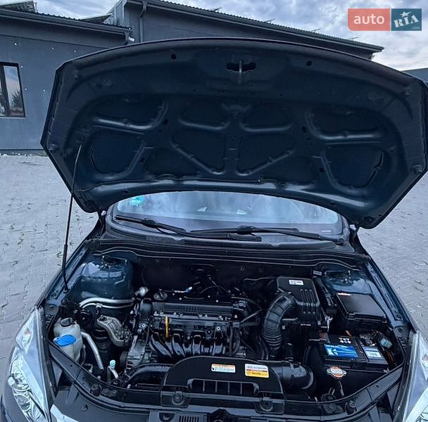 Універсал Kia Ceed 2010 в Ковелі