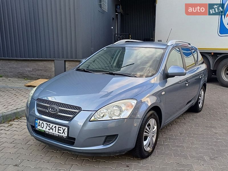 Универсал Kia Ceed 2009 в Ужгороде