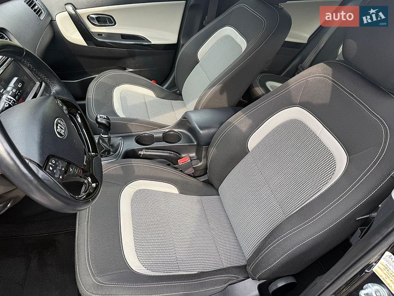 Универсал Kia Ceed 2015 в Луцке