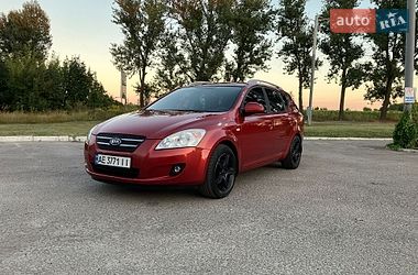 Универсал Kia Ceed 2008 в Днепре