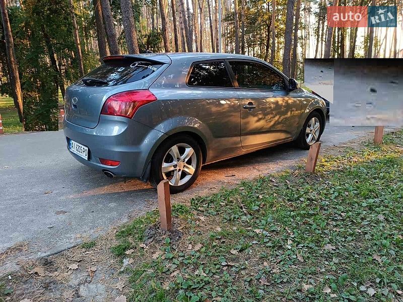 Хетчбек Kia Ceed 2008 в Києві фото 6 Хетчбек Kia Ceed 2008 в Києві