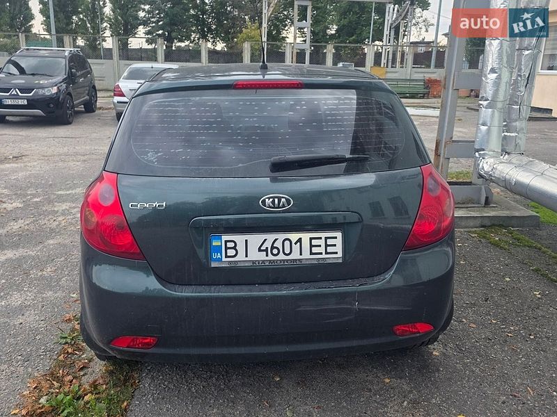 Хэтчбек Kia Ceed 2008 в Кременчуге