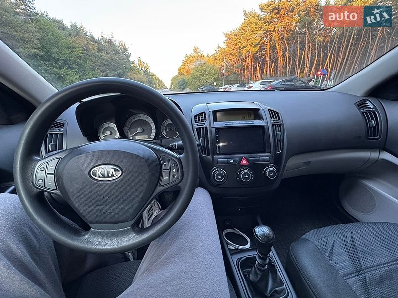 Універсал Kia Ceed 2008 в Кременчуці фото 4 Універсал Kia Ceed 2008 в Кременчуці