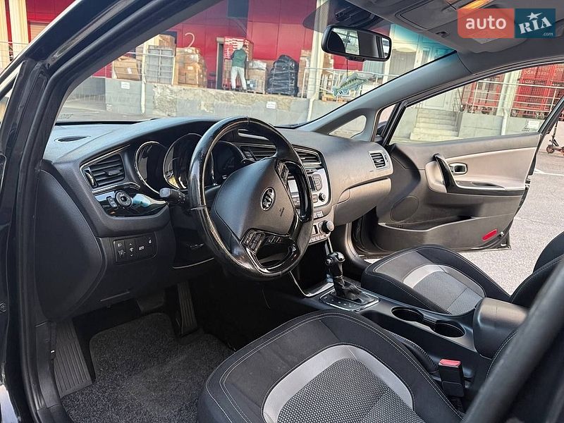 Хетчбек Kia Ceed 2016 в Києві фото 22 Хетчбек Kia Ceed 2016 в Києві