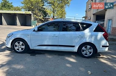 Универсал Kia Ceed 2011 в Николаеве