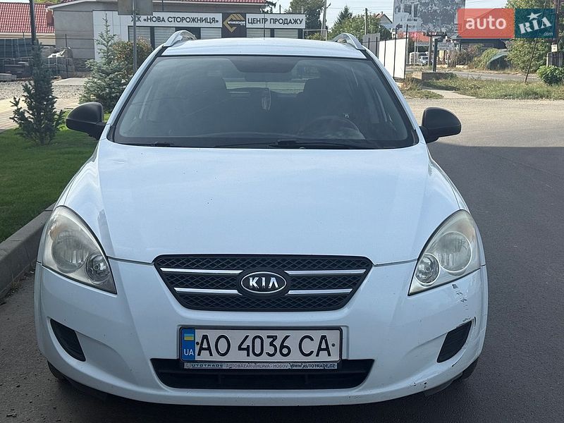 Универсал Kia Ceed 2009 в Ужгороде