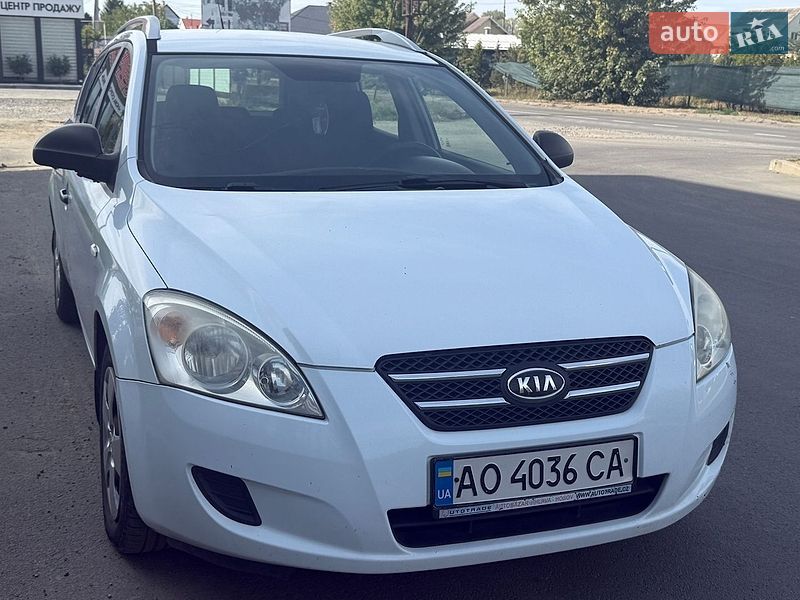 Универсал Kia Ceed 2009 в Ужгороде