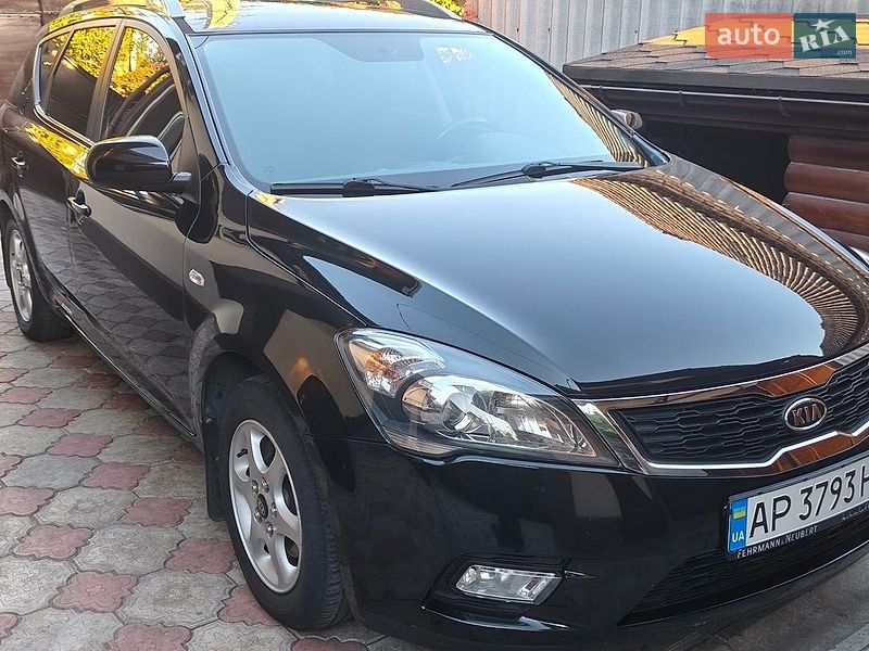 Универсал Kia Ceed 2011 в Запорожье фото 2 Универсал Kia Ceed 2011 в Запорожье