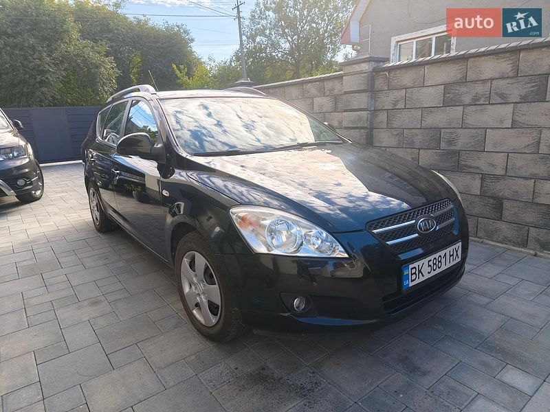 Універсал Kia Ceed 2009 в Рівному