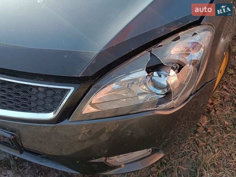 Універсал Kia Ceed 2011 в Житомирі
