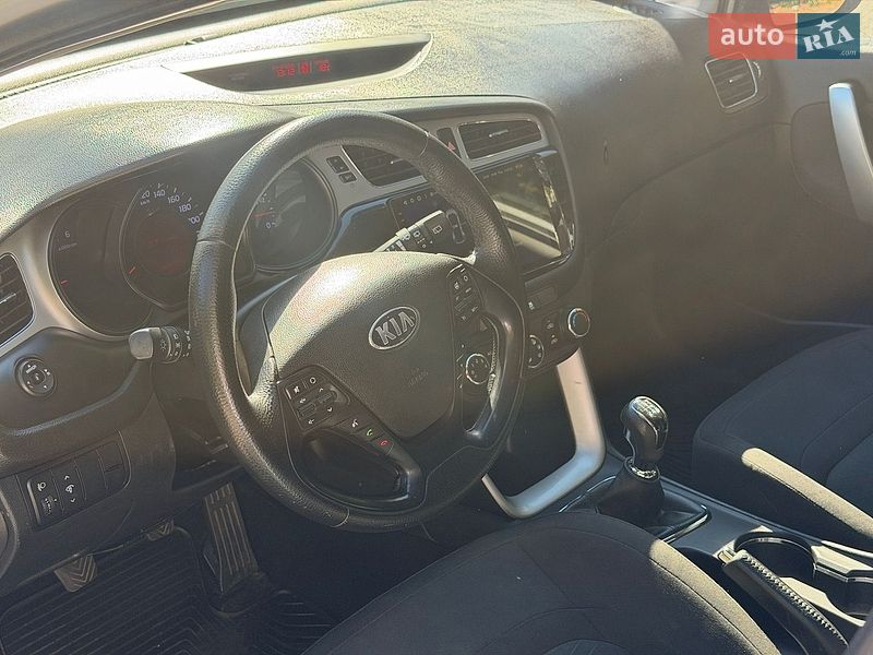 Універсал Kia Ceed 2013 в Полтаві фото 10 Універсал Kia Ceed 2013 в Полтаві