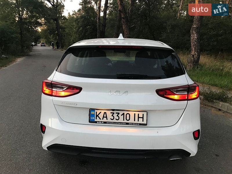 Хэтчбек Kia Ceed 2022 в Киеве