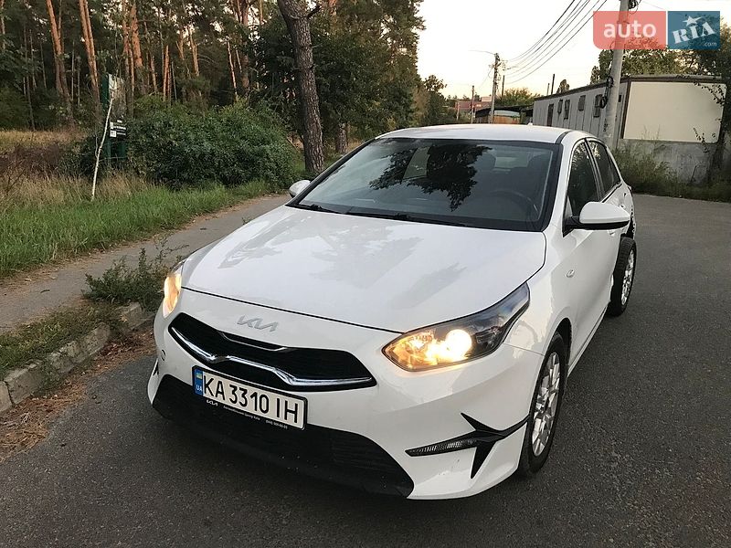 Хэтчбек Kia Ceed 2022 в Киеве