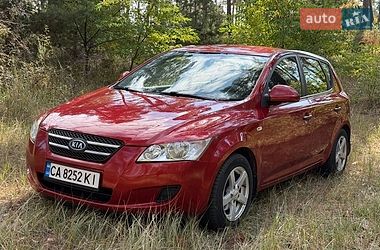 Хэтчбек Kia Ceed 2007 в Черкассах Хэтчбек Kia Ceed 2007 в Черкассах