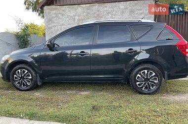 Универсал Kia Ceed 2009 в Зачепиловке